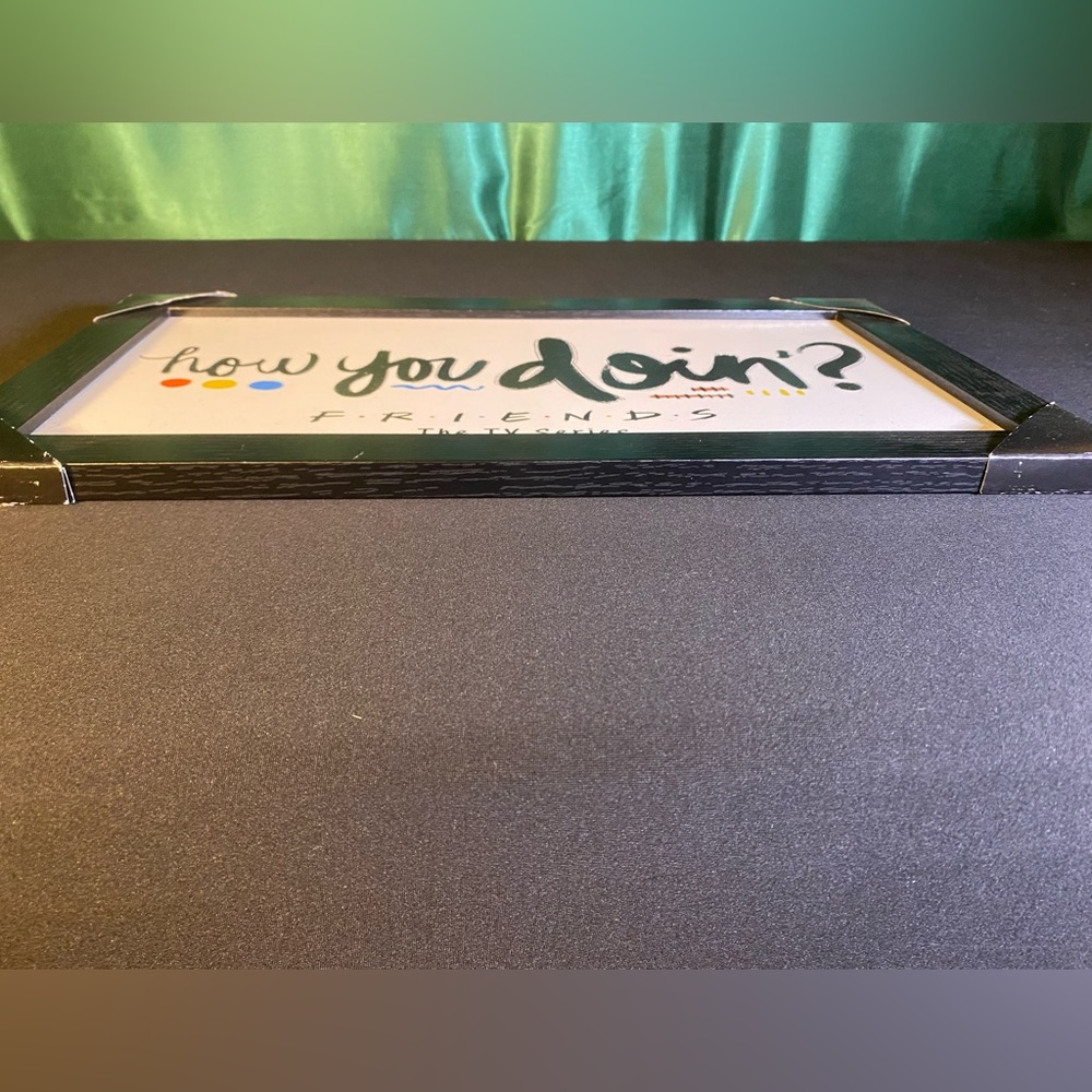 Friends Wooden Sign - Picture 2 of 6